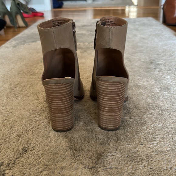 Caslon open toe and open heel booties - Picture 4 of 12